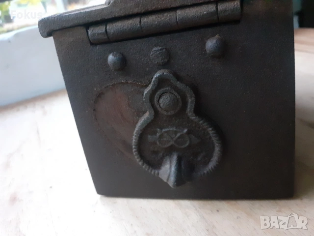 Стара английска ютия с комин, снимка 4 - Антикварни и старинни предмети - 53268825