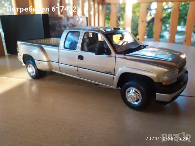 1:18 Chevrolet Silverado 3500 - Anson, снимка 2 - Колекции - 47769879