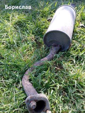 Задно гърне Нисан , снимка 4 - Части - 53707762