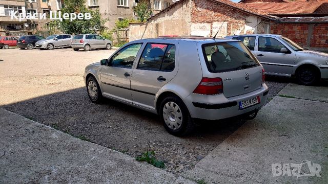 VW GOLF 1,6I, снимка 4 - Автомобили и джипове - 45984491