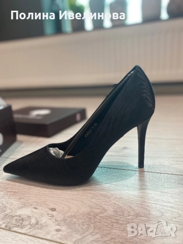 Обувки на ток черен сатен