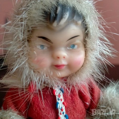 Винтидж ескимоска кукла K.Schrickel 10.5 см, снимка 10 - Колекции - 45809265