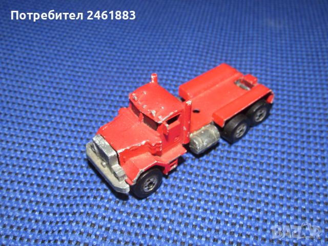 Hot Wheels Peterbilt 1979 Malaysia., снимка 1 - Други ценни предмети - 46040739