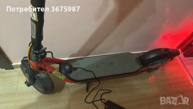 Електрическа тротинетка Ninebot by Segway D28E, снимка 2 - Велосипеди - 54154542