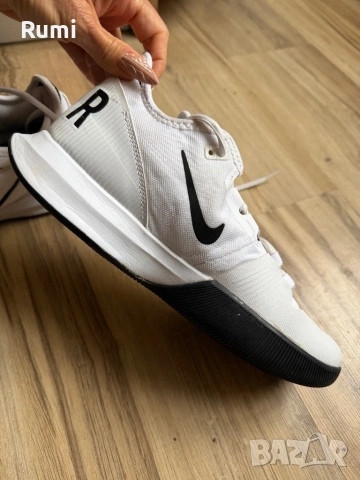 Оригинални два цвята маратонки за тенис Nike AIR MAX WILDCARD HC ! 43 н, снимка 5 - Маратонки - 52344509