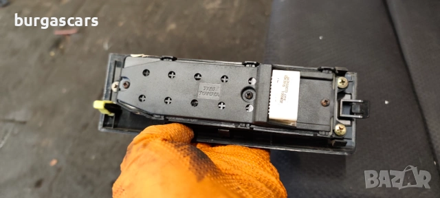 Бутони ел стъкла Toyota Corolla Verso, снимка 2 - Части - 53926896