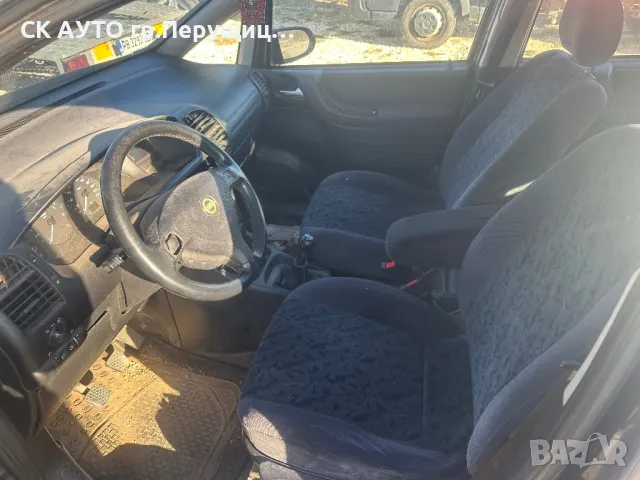 Opel Zafira 1.8, снимка 3 - Автомобили и джипове - 47699764