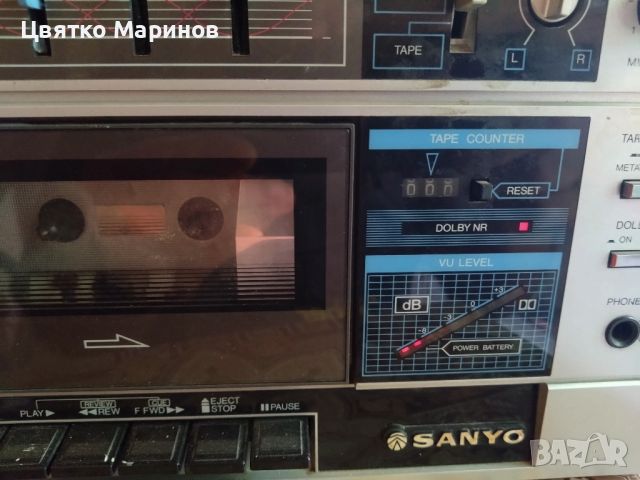 Радио касетофон Sanio C-30, снимка 2 - Радиокасетофони, транзистори - 46417149