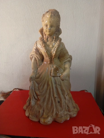 статуетка - викторианска дама