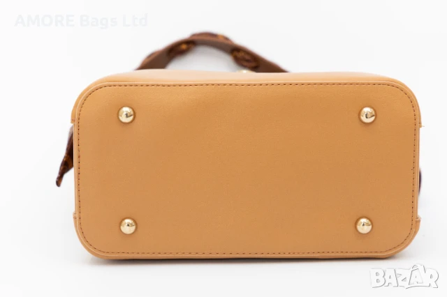 Класическа дамска чанта AMORE Isabella - Beige, снимка 7 - Чанти - 50657687