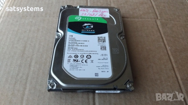 Хард диск Seagate SkyHawk Surveillance ST1000VX005 1TB SATA 6.0Gb/s