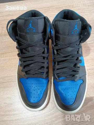 AIR JORDAN 1 MID. , снимка 3 - Маратонки - 51778780