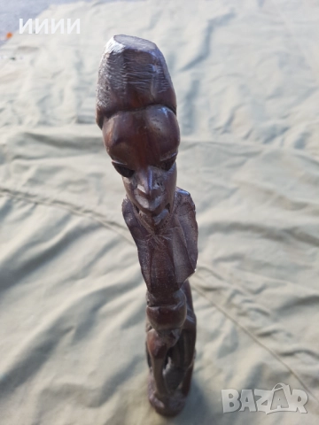 Африканска статуетка от абанос