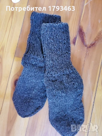 Ръчно плетени мъжки чорапи от вълна' размер 45, снимка 3 - Мъжки чорапи - 51140861