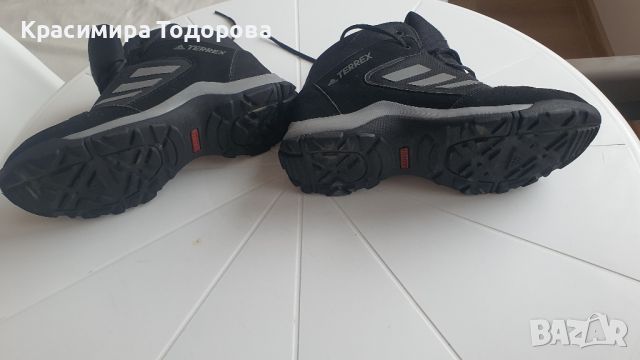 детски маратонки Adidas за момче, снимка 5 - Детски маратонки - 46289979