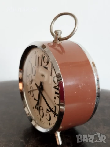 Стар механичен будилник, настолен часовник, снимка 5 - Антикварни и старинни предмети - 51143263