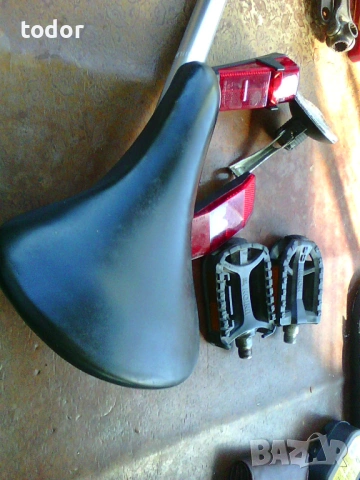 продавам фар халоген,стопче седалка с колчето италия