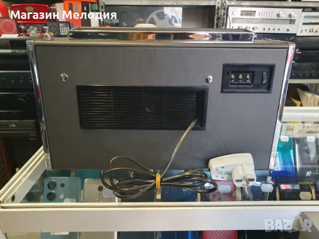 Радио Grundig Satellit Transistor 5000 Много добър външен вид. Работи, има забележки. Повече информа, снимка 10 - Радиокасетофони, транзистори - 49645751