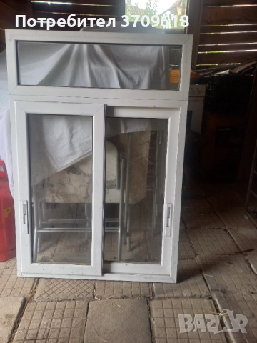 Продавам алуминеив прозорец 90см широк на 130 височина 