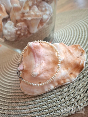 Гривна с естествени перли 