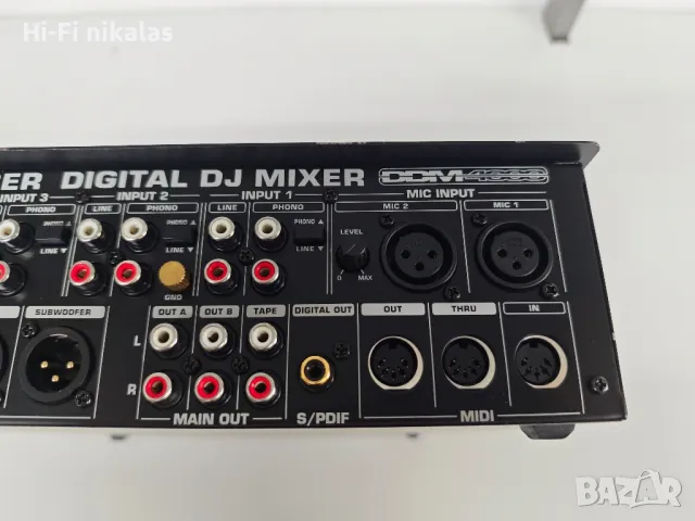 професионален мишпулт миксер с ефекти BEHRINGER DDM4000 DJ, снимка 10 - Ресийвъри, усилватели, смесителни пултове - 47062440