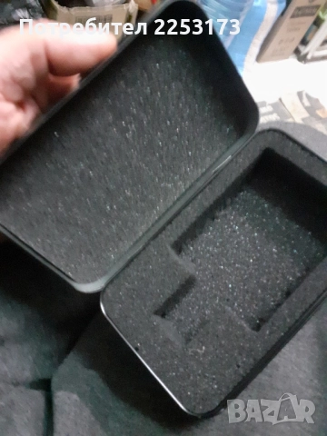 Метални кутий от парфюми, снимка 2 - Колекции - 51923878