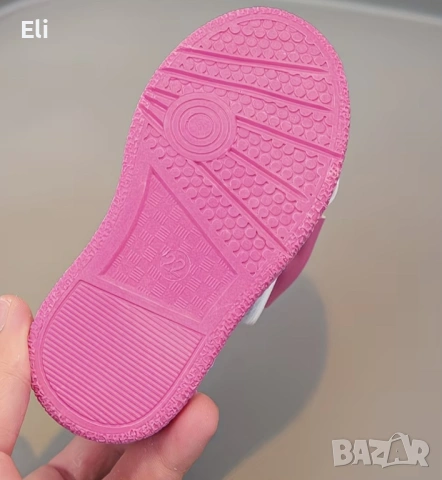 Детски бели маратонки с розова панделка , снимка 3 - Детски маратонки - 53607656