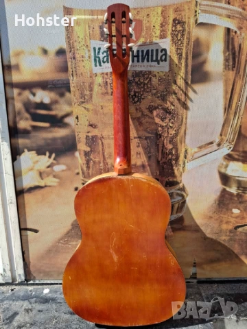 Рядка ретро китара, Изяславская фабрика, СССР, 1983 г., снимка 3 - Антикварни и старинни предмети - 53905129