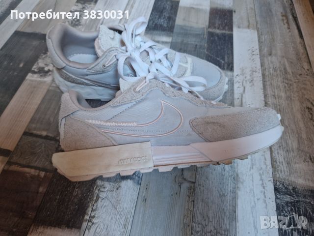 Дамски маратонки NIKE , снимка 3 - Маратонки - 45178921