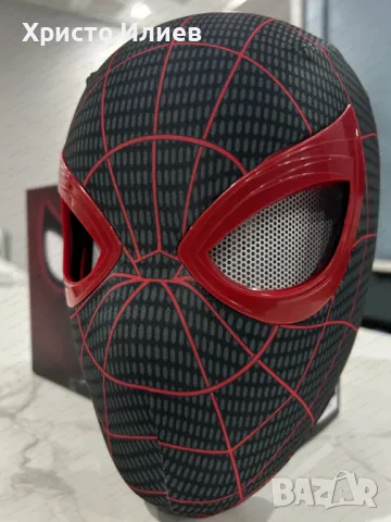 Електронна маска на спайдърмен Spiderman 3D версия  с мигащи очи светлини управление с пръстен, снимка 8 - Други стоки за дома - 47423018