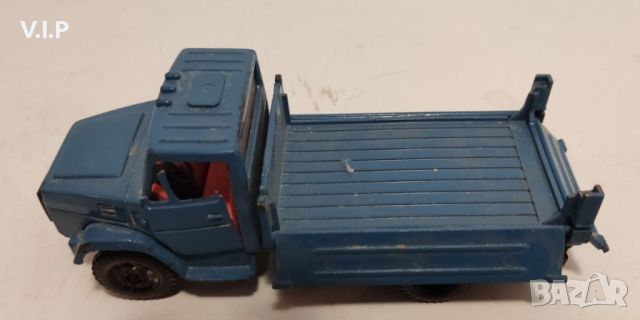 Старо руско камионче-играчка, снимка 5 - Антикварни и старинни предмети - 45585704