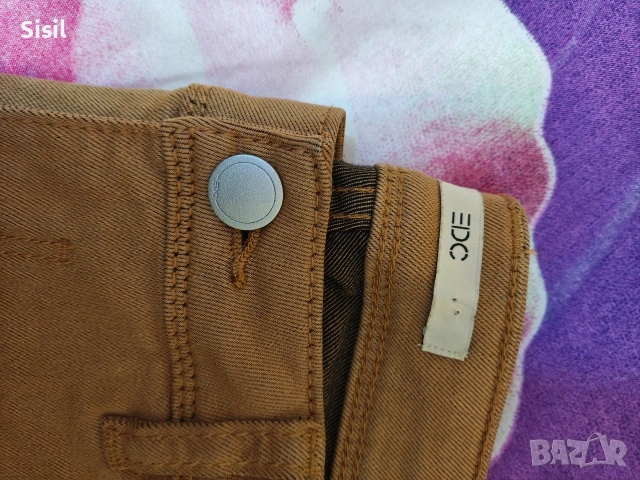 Дамски маркови дънки бежов цвят , снимка 2 - Дънки - 54168682