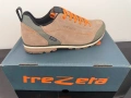 Туристически обувки TreZeta, снимка 1