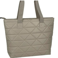 Дамска капитонирана чанта от еко к. - супер удобна подходяща за ежедневието, снимка 1 - Чанти - 44995799
