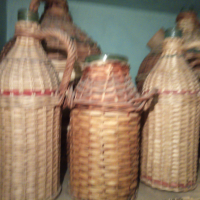 Плетени дамаджани шишета и съдове, снимка 3 - Антикварни и старинни предмети - 44948914