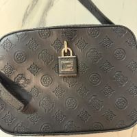 Дамска чанта Guess, снимка 6 - Чанти - 45302021