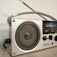  Toshiba RP-700s., снимка 3 - Радиокасетофони, транзистори - 44995425