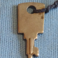 Старо ключе от соца за дипломатическо куфарче, чанта за КОЛЕКЦИЯ ДЕКОРАЦИЯ БИТОВ КЪТ 40955, снимка 4 - Други ценни предмети - 44950517
