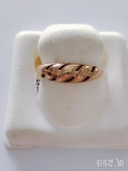 Златен пръстен 48840, снимка 1