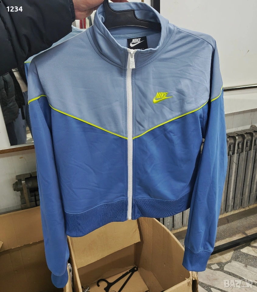 дамско оригинално горнище на найк , снимка 1