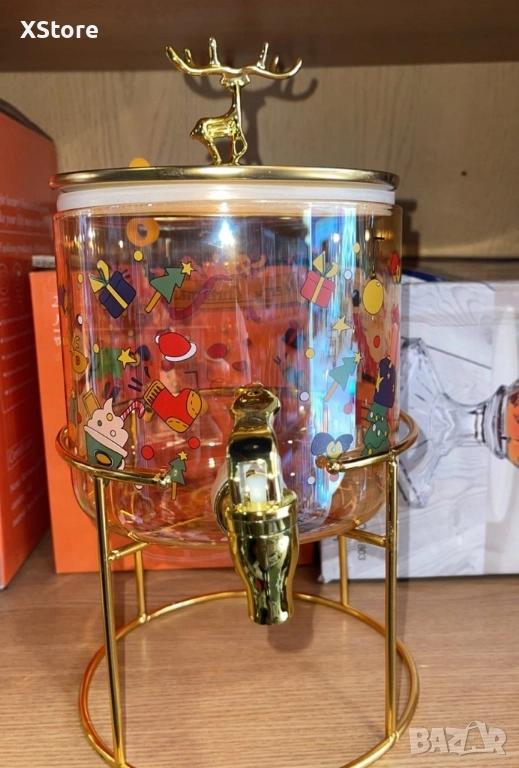 Стъклен диспенсър за напитки 2.6 L с коледен дизайн и златиста стойка, снимка 1