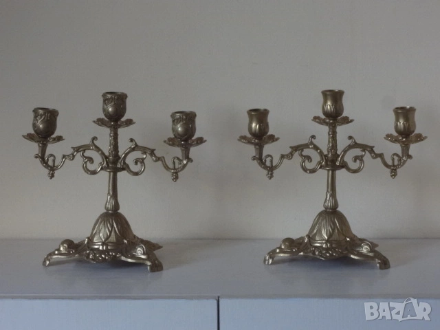 Комплект от 2 бр. бронзови свещника, снимка 1