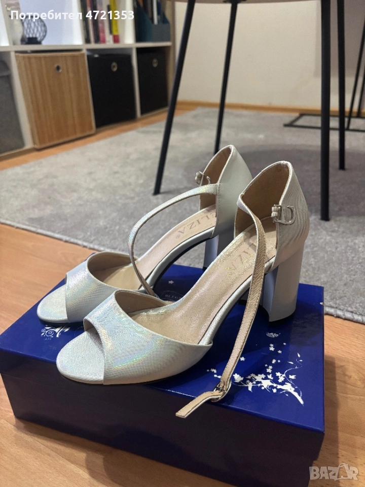 Обувки с дебел ток, снимка 1