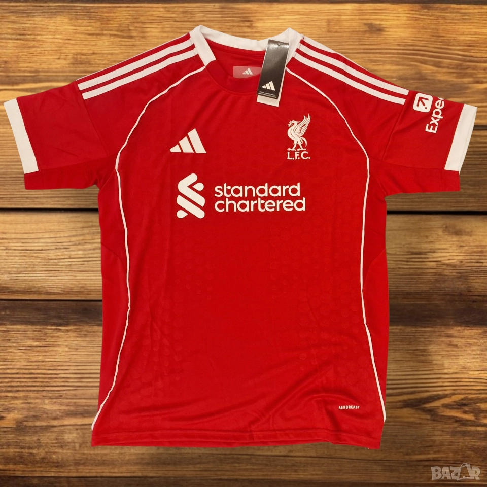 Футболен екип Ливърпул 2025/26, снимка 1