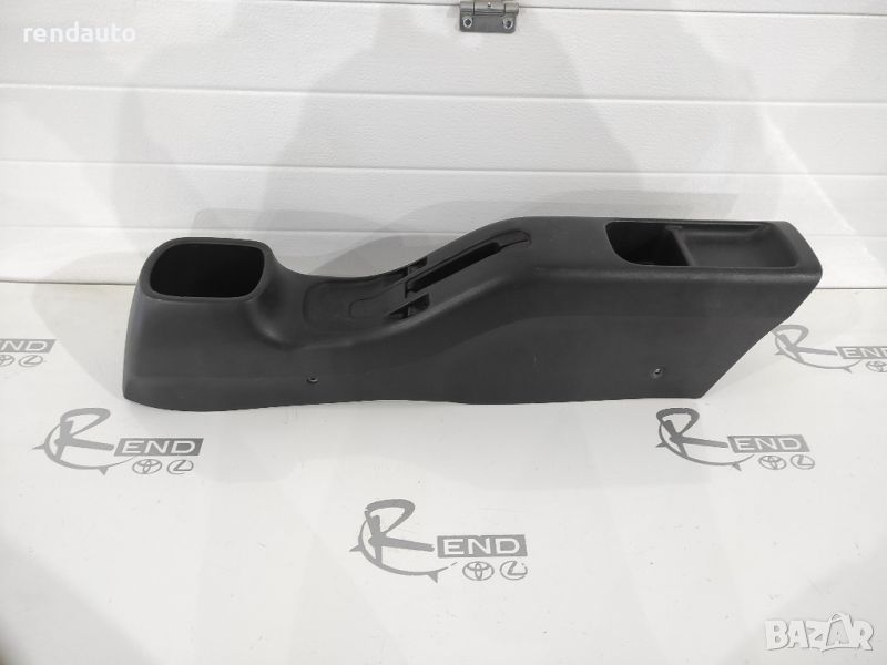 Централен панел подлакътник за Toyota MR2 1999-2007 58801-17140, снимка 1