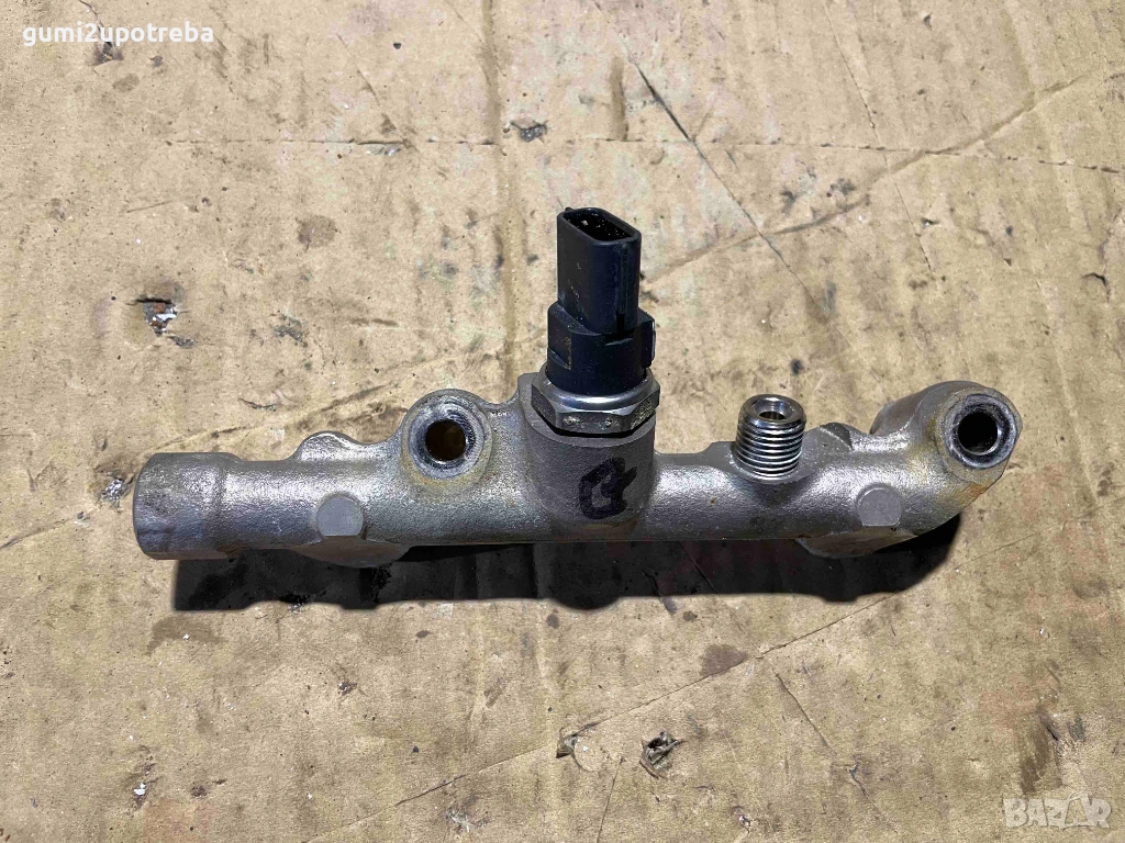 Горивна Релса Дясна Страна Toyota GT86 2018 Subaru BRZ, снимка 1