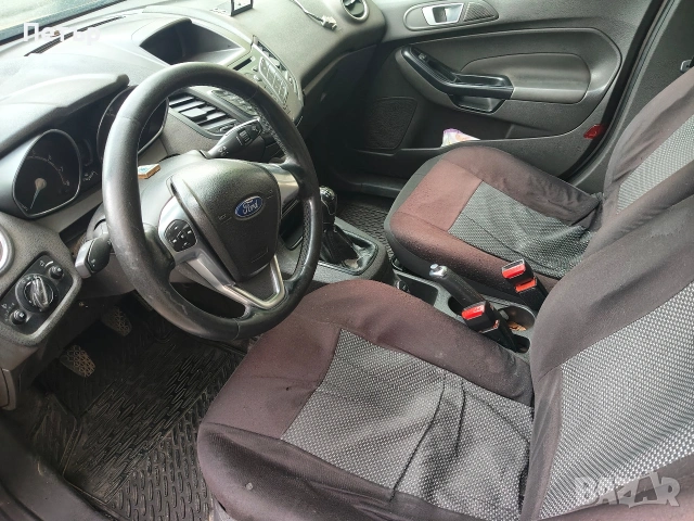 Форд Фиеста 1.25 82 кс 08.2017г., снимка 5 - Автомобили и джипове - 54267653