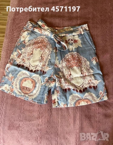 Дамски къси панталони