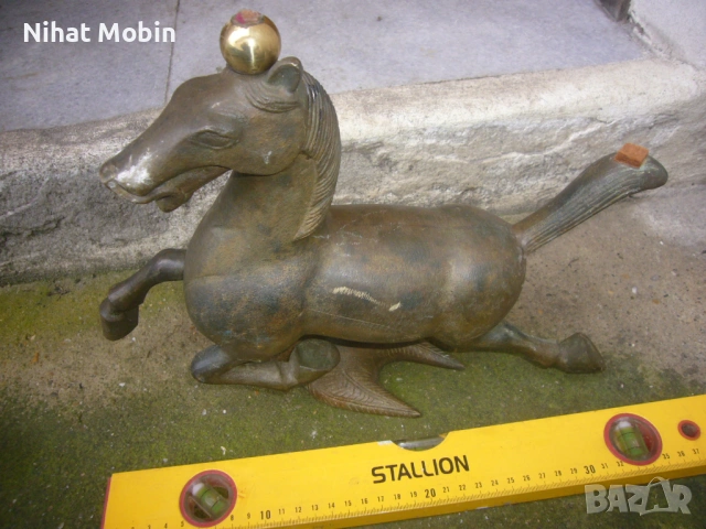 Бронзово конче, снимка 4 - Антикварни и старинни предмети - 53297524