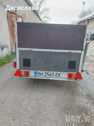 Ремарке с надстройка 